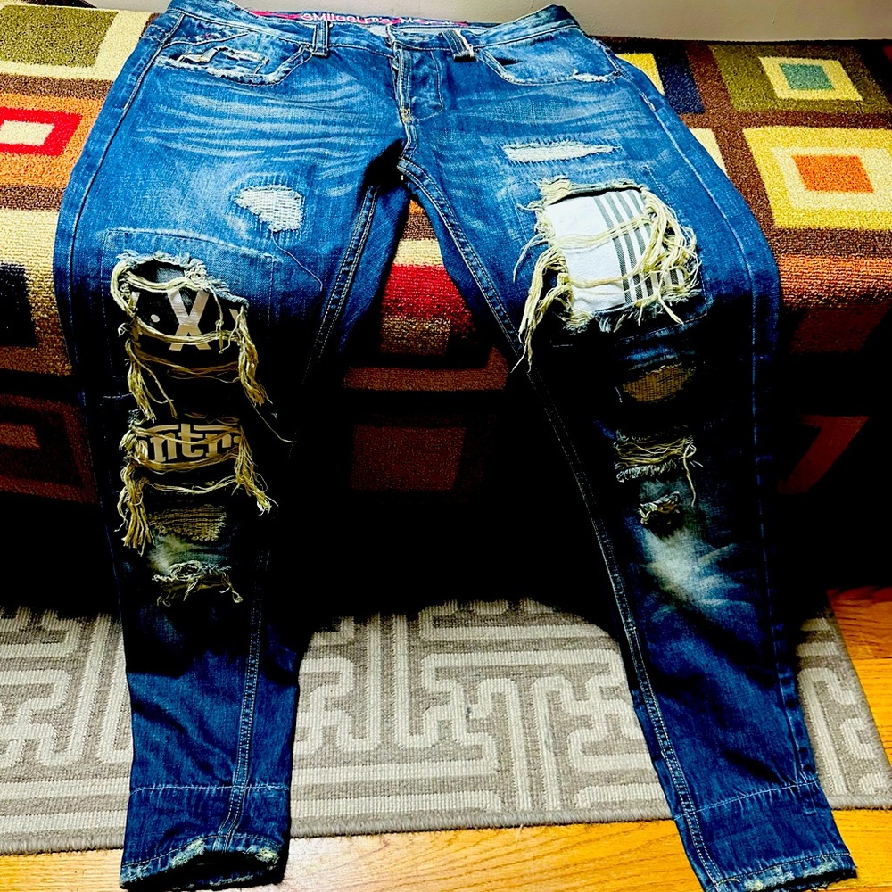 Men Smuggler's Moon Distressed Denim Jeans